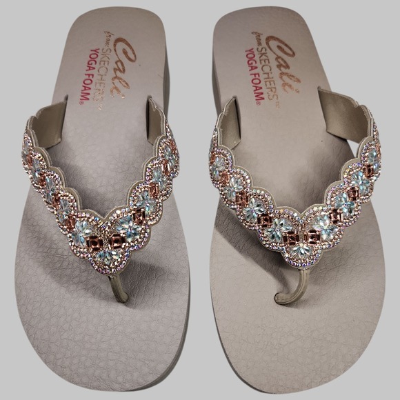 Skechers Shoes - WOMEN`S SKECHERS "CALI" YOGA FOAM FLIP FLOPS SIZE 10 NWOT TAUPE